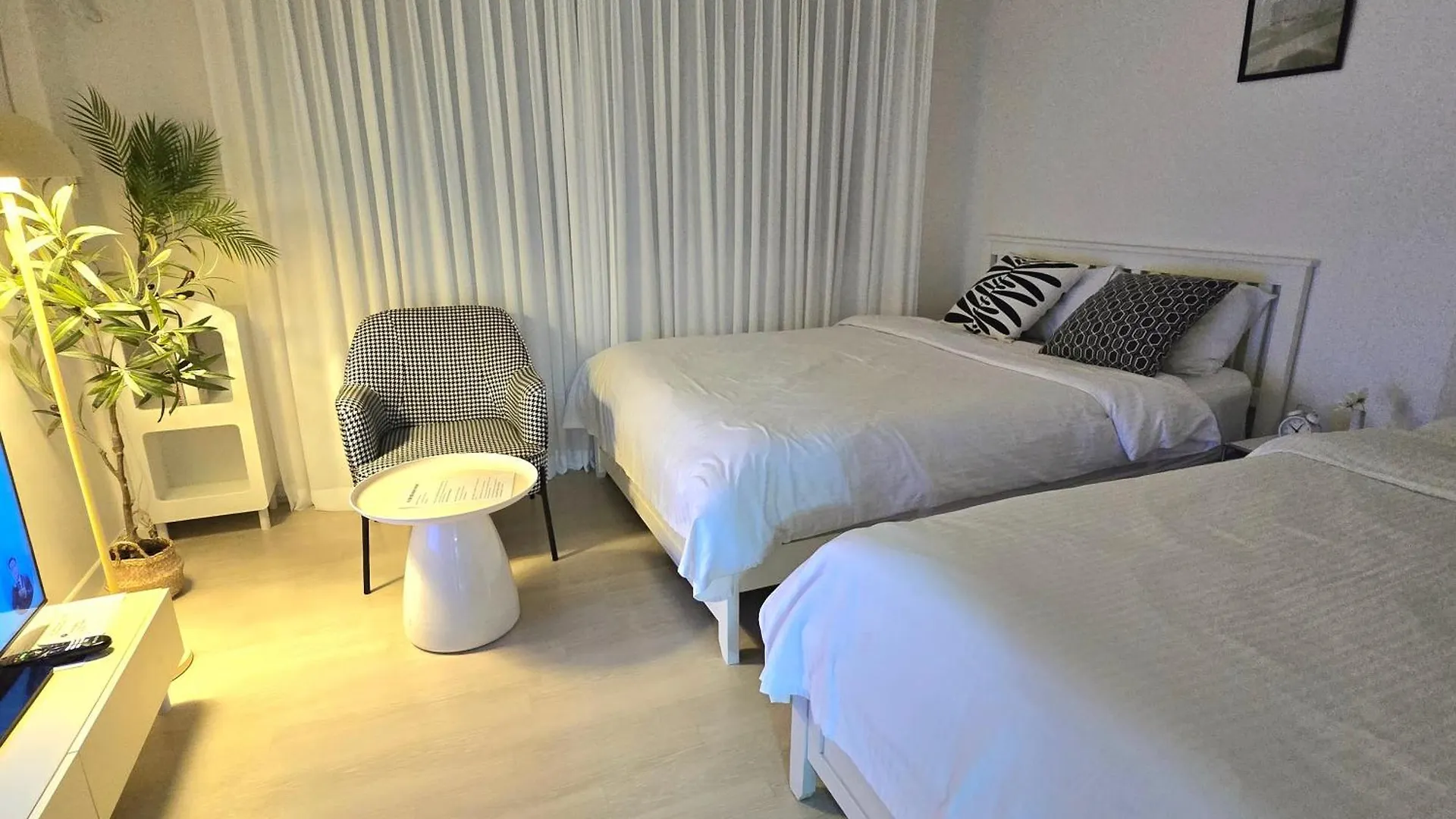 Apartment Rinn Stay - Bongcheon Station, Seoul National Uni, Airport Bus South Korea
