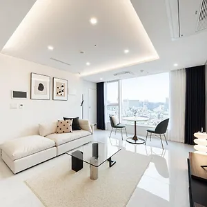 Le Collective Gangnam Sac Signity ソウル特別市