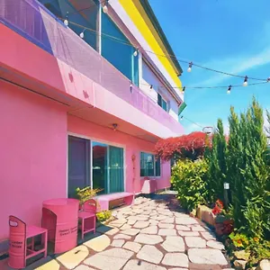 Pensión Happy Garden