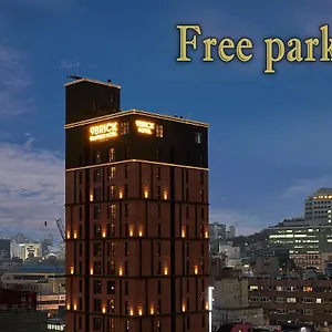 Hotel 9 Brick, Seul
